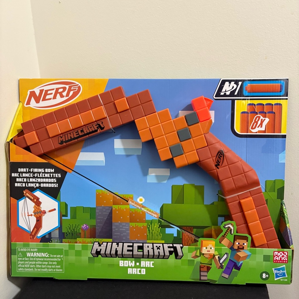 Nerf Minecraft Bow Dart Blaster - 8 N1 Darts